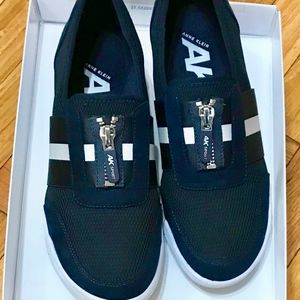 😊 3/$15 ANNE KLEIN Sport Sneaker Navy Blue Size 7   😊 3/$15